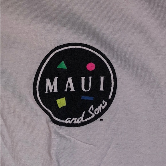 SOLD Maui and Sons “Perfect Wave” Shark edition Shirt - Picture 2 of 5